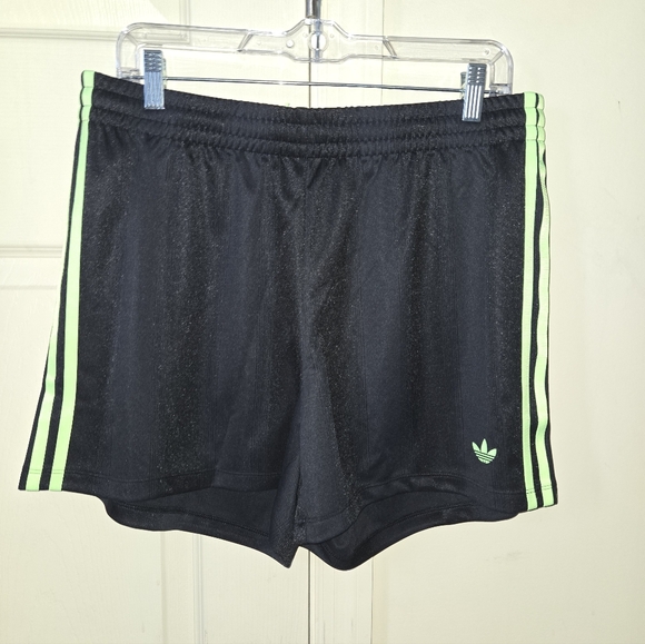 NWT Adidas Originals Adicolor Track Jacket & Shorts Set - Picture 10 of 10